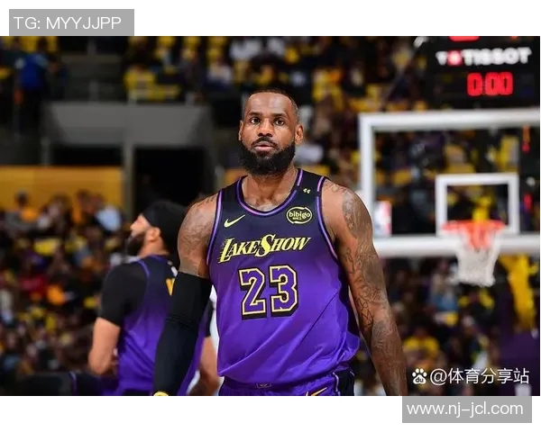 湖人主场大胜骑士，詹姆斯再度上演欧文对决